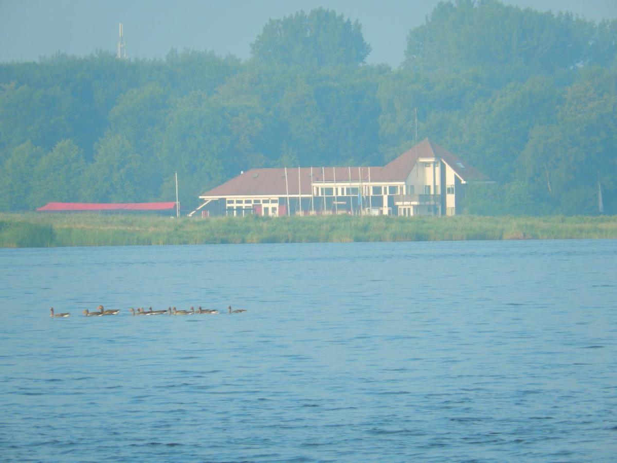 Villa Waterland Den Ilp Eksteriør bilde